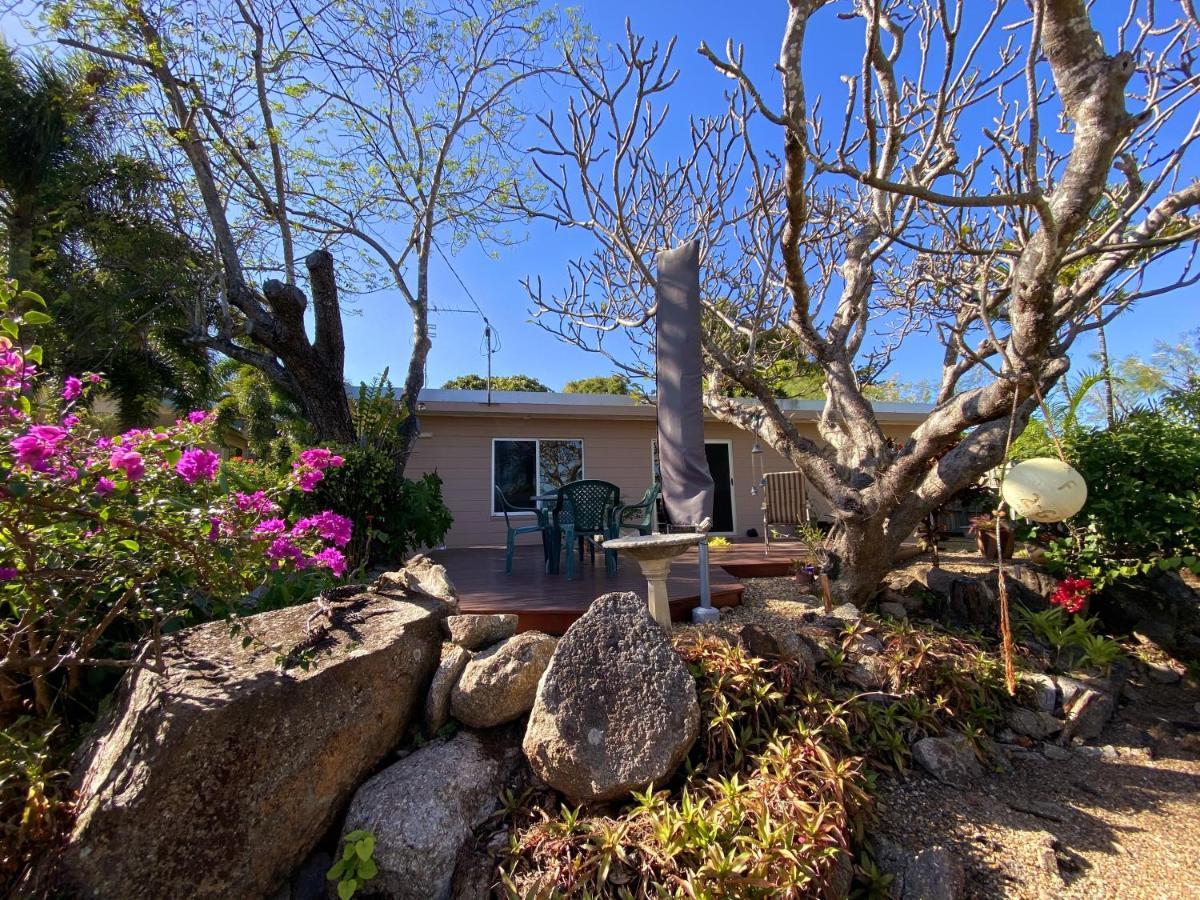 J & Ella'S Holiday House - 2 Bedroom, 2 Bathroom Home Cooktown Buitenkant foto